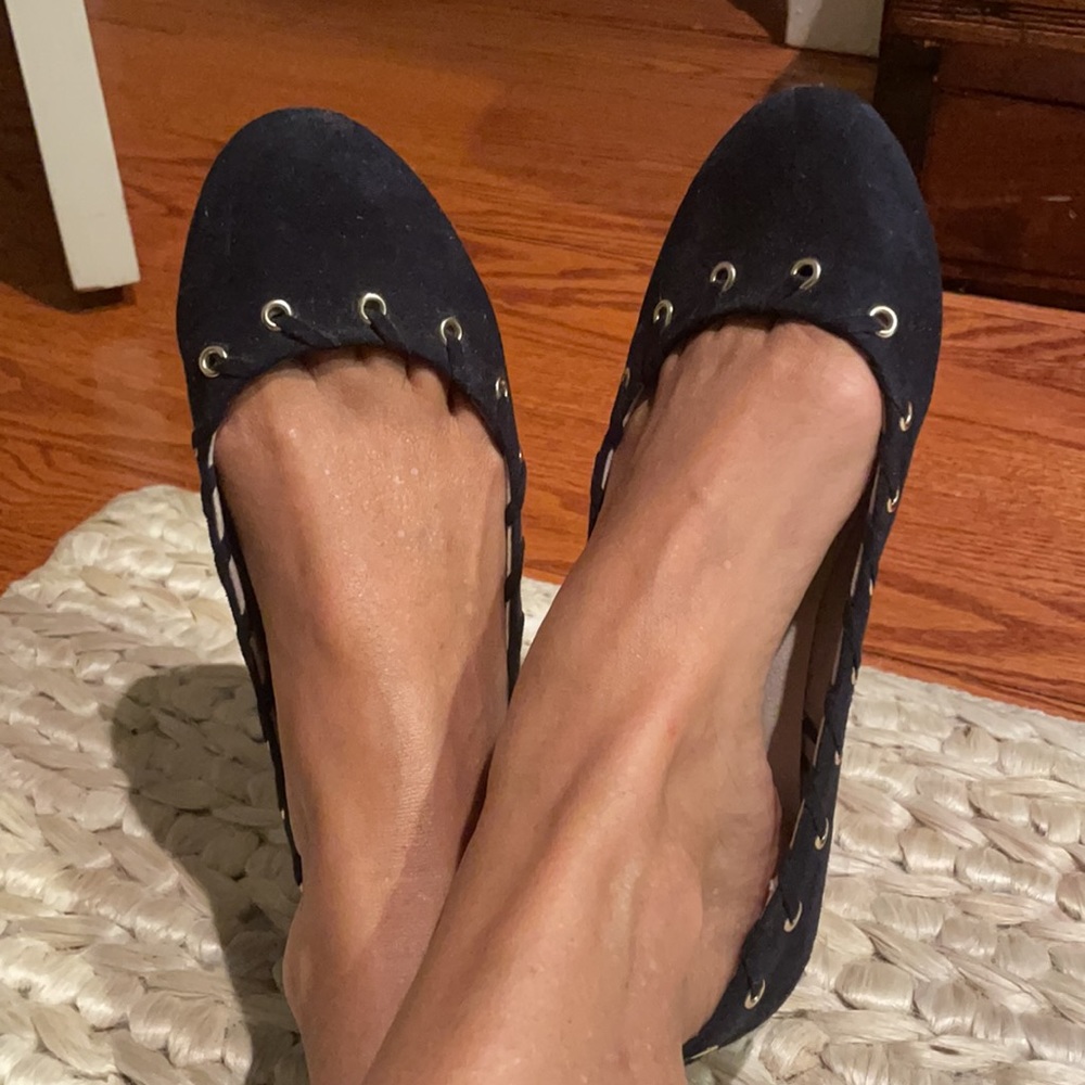 Gap Size 6 Black Suede Flats